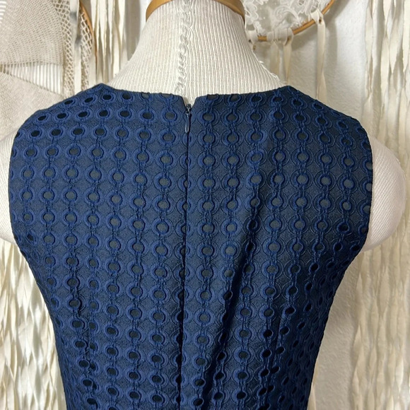Boden Navy Eyelet Dress Size 4L - Picture 7 of 12